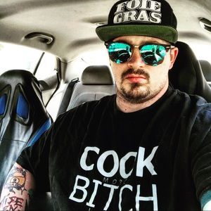 Meet your Posher, Corey